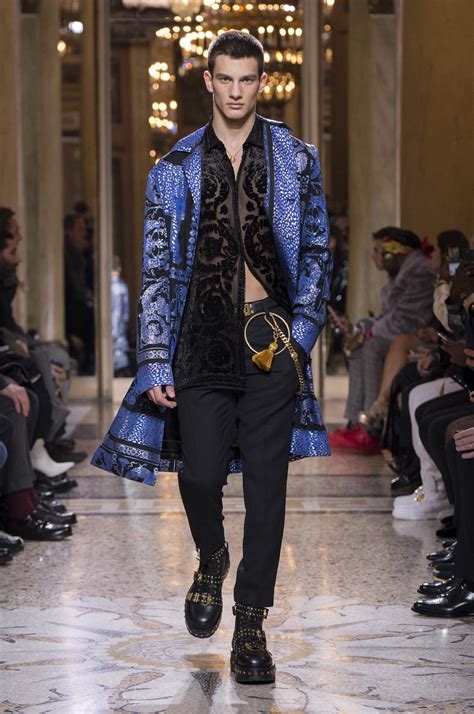 versace men outfit